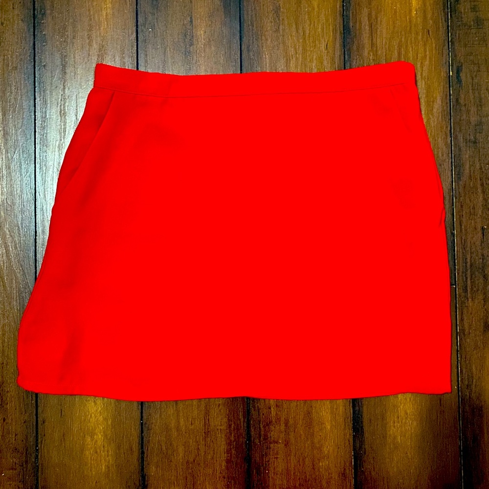 Forever 21 size 28 red mini skirt with pockets